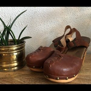 Sz 9 Jeffrey Campbell Woodies Clogs - Free People
